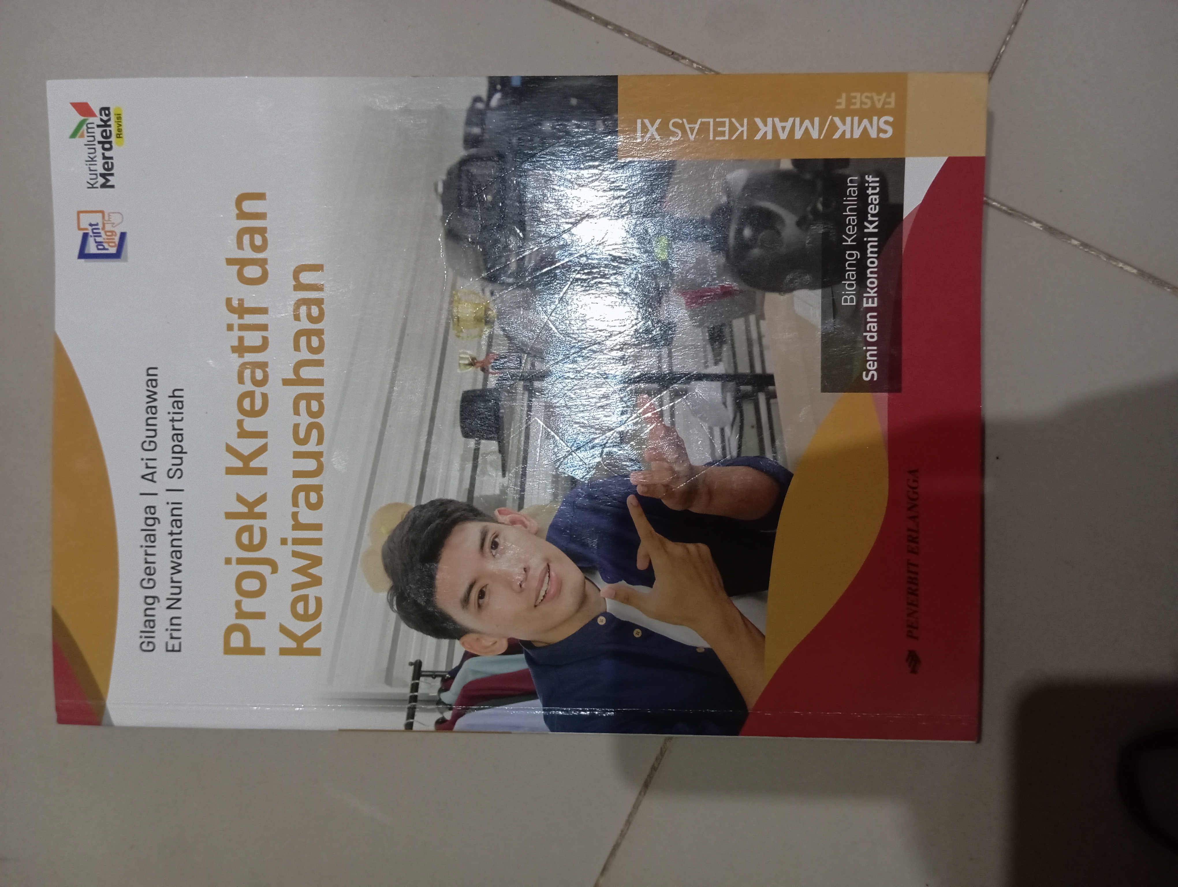 Cover Buku
